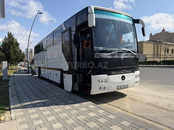 Mercedes 0403-3