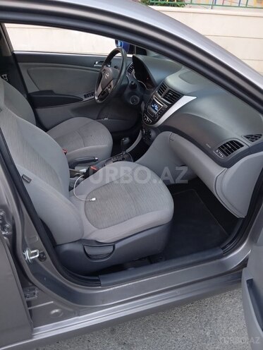 Hyundai Accent 2017, 209,215 km - 1.6 л - Bakı