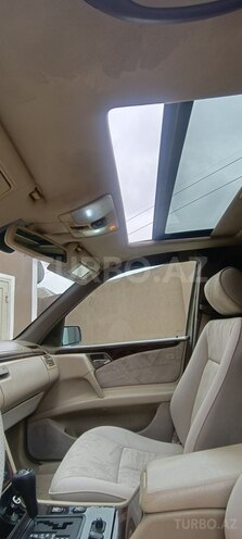 Mercedes E 240-8
