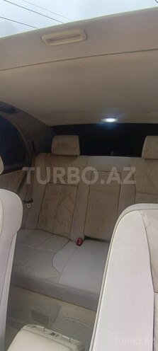 Mercedes E 240-7