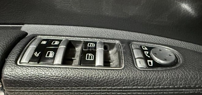 Mercedes S 350 4MATIC-26