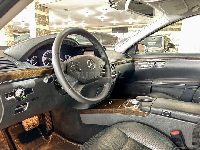 Mercedes S 350 4MATIC-12