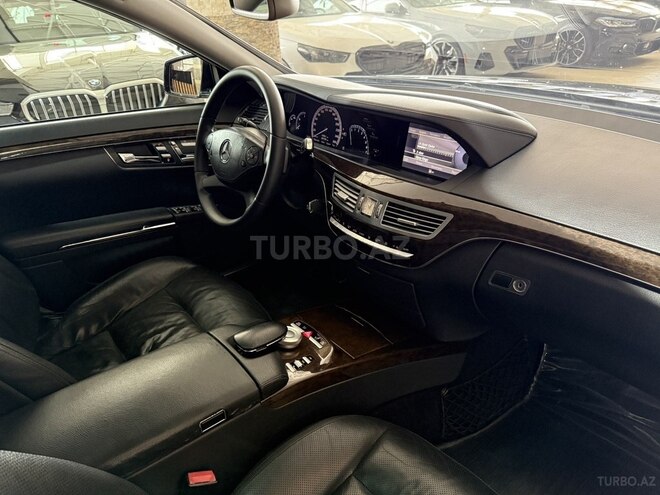 Mercedes S 350 4MATIC-16