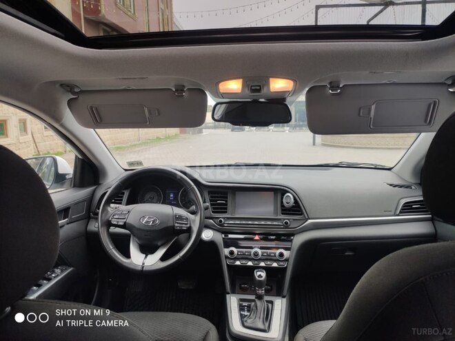 Hyundai Elantra 2020, 176,000 km - 2.0 l - Şirvan