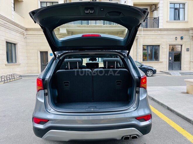 Hyundai Santa Fe 2017, 82,000 km - 2.4 л - Bakı