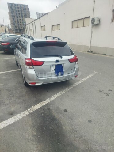 Toyota Corolla Fielder 2015, 195,000 km - 1.5 l - Bakı