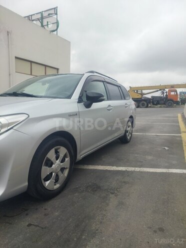 Toyota Corolla Fielder 2015, 195,000 km - 1.5 l - Bakı