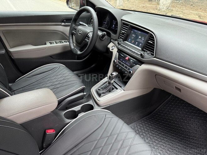 Hyundai Elantra 2017, 178,000 km - 2.0 l - Bakı