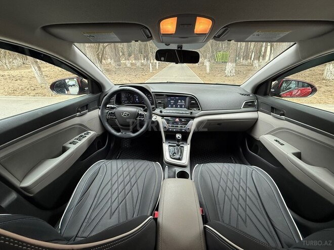 Hyundai Elantra 2017, 178,000 km - 2.0 l - Bakı