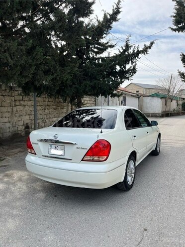 Nissan Sunny 2005, 330,000 km - 1.6 l - Bakı