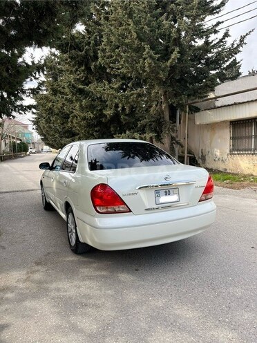 Nissan Sunny 2005, 330,000 km - 1.6 l - Bakı