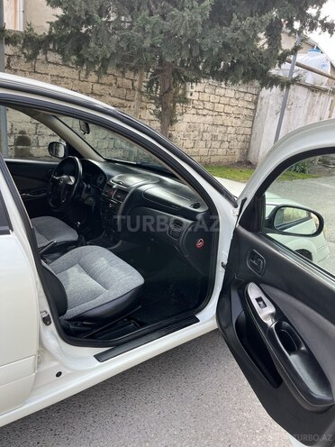 Nissan Sunny 2005, 330,000 km - 1.6 l - Bakı