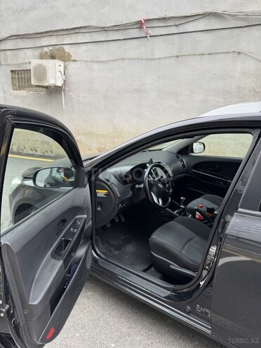 Kia  2011, 345,000 km - 1.6 l - Sumqayıt