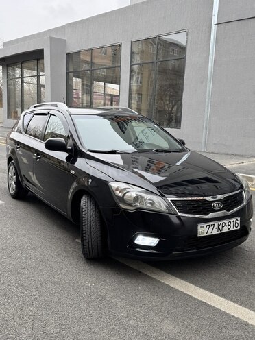 Kia  2011, 345,000 km - 1.6 l - Sumqayıt