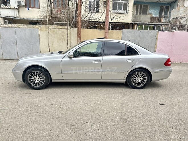 Mercedes E 240 2002, 297,415 km - 2.6 l - Bakı