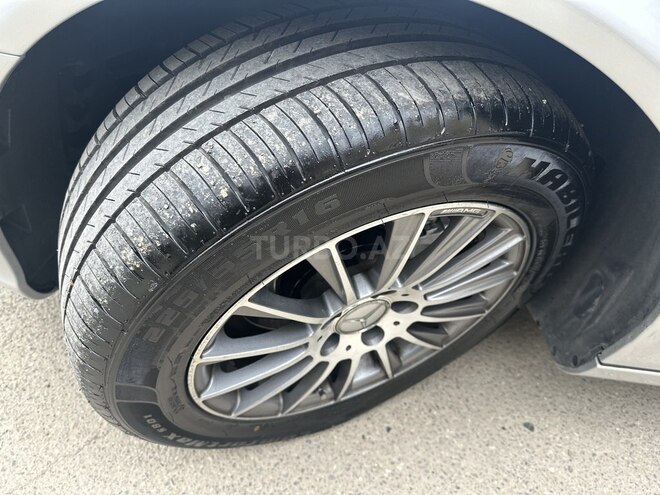 Mercedes E 240 2002, 297,415 km - 2.6 l - Bakı