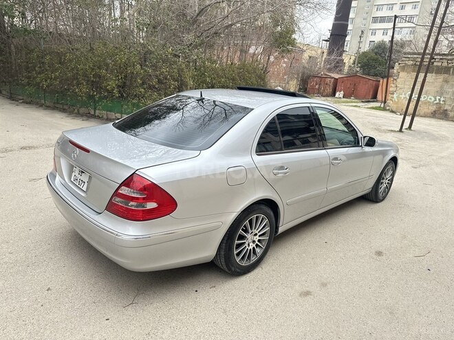 Mercedes E 240 2002, 297,415 km - 2.6 l - Bakı