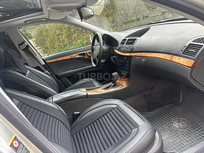 Mercedes E 240 2002, 297,415 km - 2.6 l - Bakı