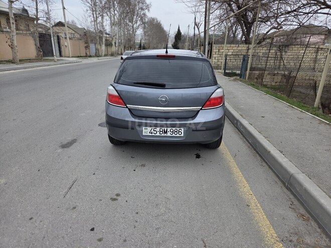 Opel Astra 2004, 175,000 km - 1.4 л - Mingəçevir