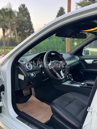 Mercedes C 250 2014, 241,120 km - 1.8 l - Bakı
