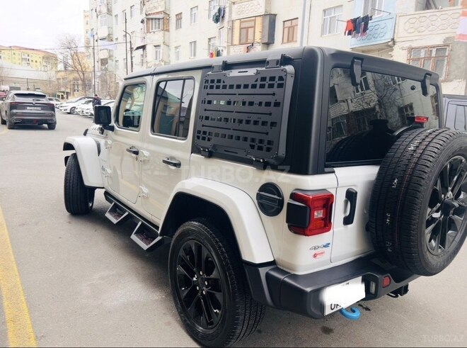 Jeep Wrangler-4