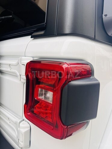 Jeep Wrangler-5