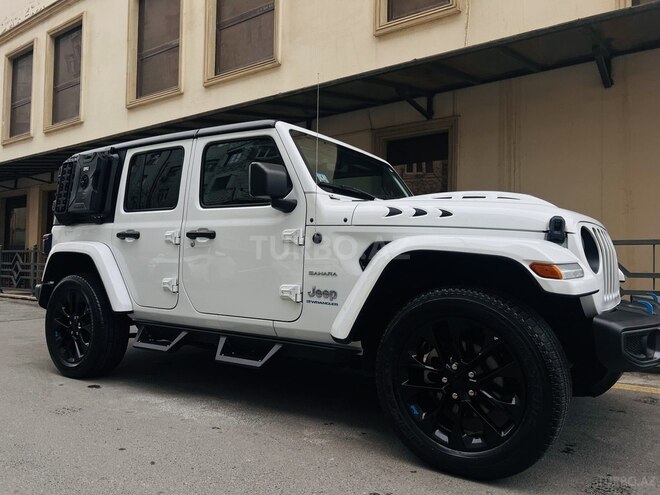 Jeep Wrangler-3