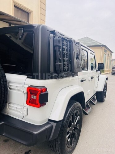 Jeep Wrangler-7