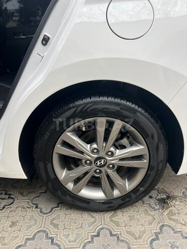 Hyundai Avante 2015, 198,000 km - 1.6 l - Bərdə