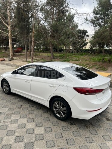 Hyundai Avante 2015, 198,000 km - 1.6 l - Bərdə