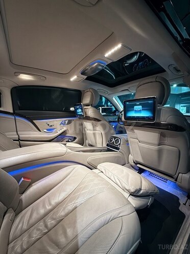Mercedes-Maybach S 500 4MATIC-5