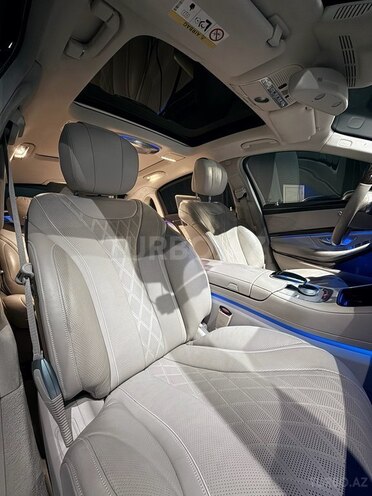 Mercedes-Maybach S 500 4MATIC-4