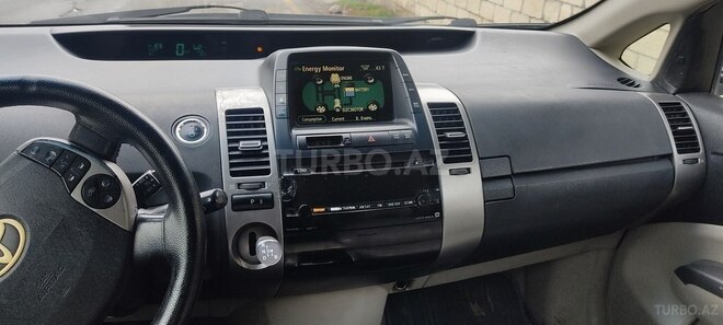 Toyota Prius 2008, 329,465 km - 1.5 л - Şəki