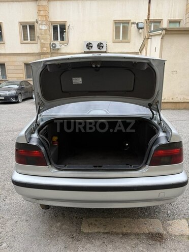 BMW 535 1997, 243,000 km - 3.5 l - Bakı