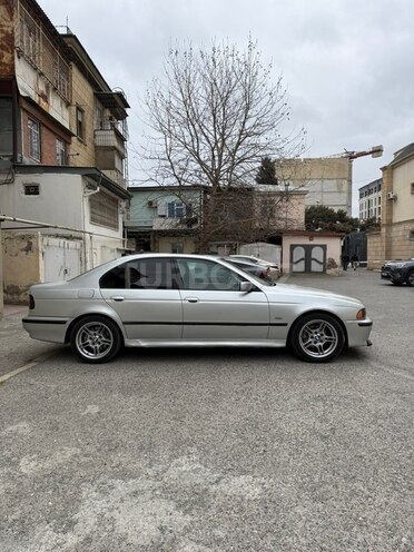BMW 535 1997, 243,000 km - 3.5 l - Bakı