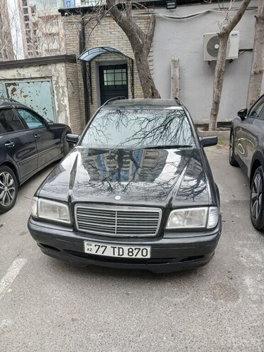 Mercedes C 220 2000, 698,563 km - 2.2 l - Bakı