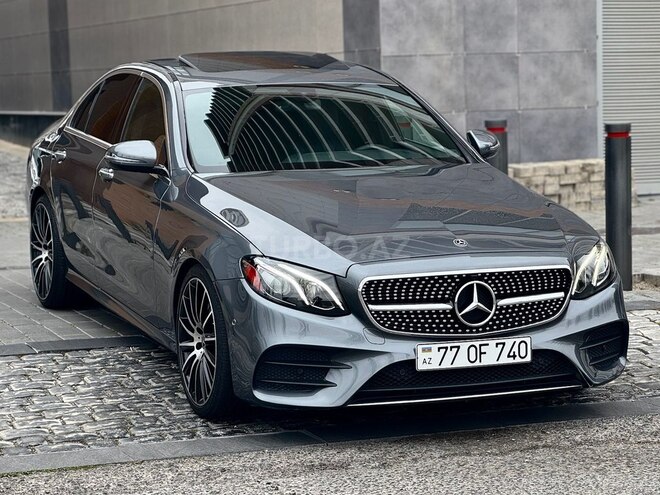Mercedes E 300-1