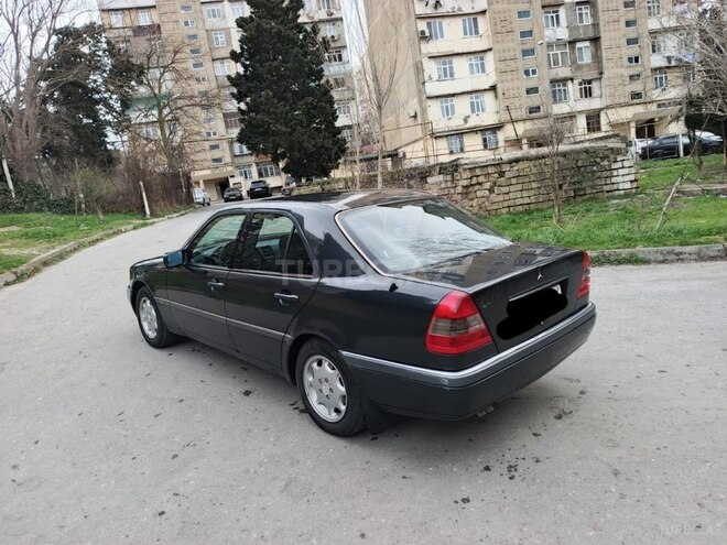Mercedes C 220 1995, 258,654 km - 2.2 l - Bakı