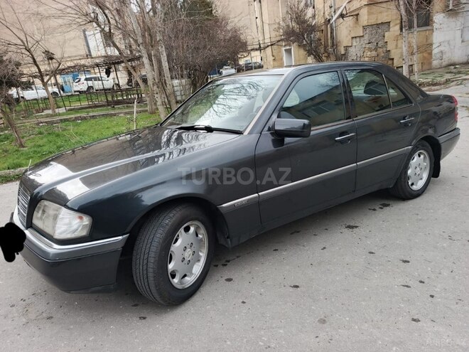 Mercedes C 220 1995, 258,654 km - 2.2 l - Bakı