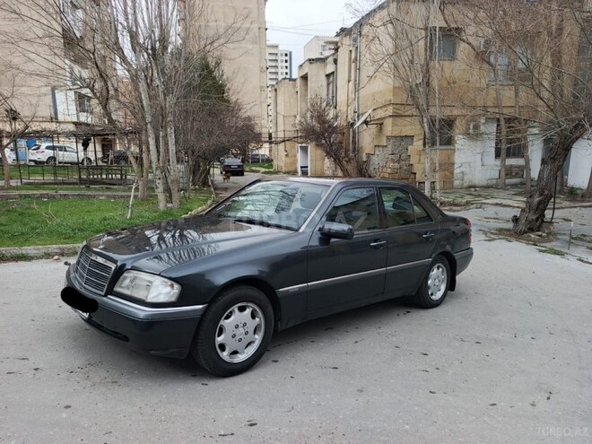 Mercedes C 220 1995, 258,654 km - 2.2 l - Bakı