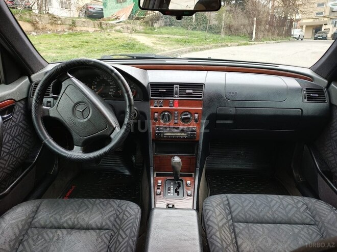 Mercedes C 220 1995, 258,654 km - 2.2 l - Bakı
