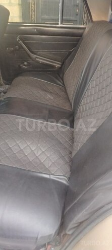 LADA (VAZ) 2106-9