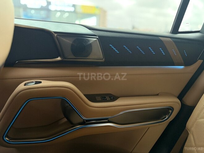 BYD Leopard 8-19