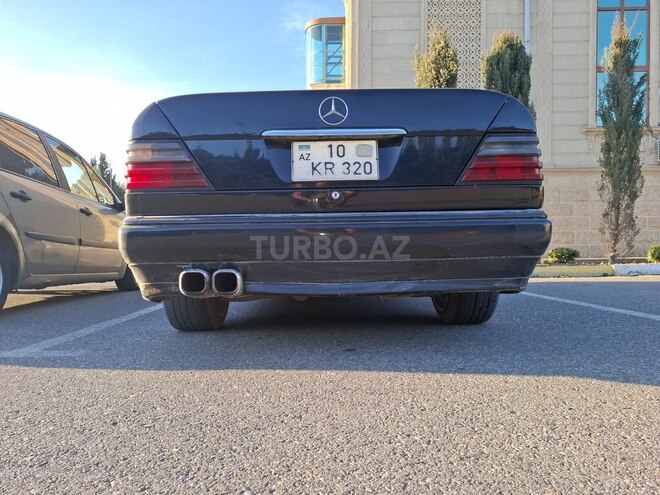 Mercedes E 320 1995, 324,800 km - 3.2 l - Bakı