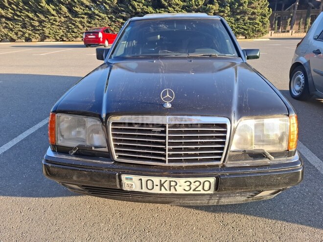 Mercedes E 320 1995, 324,800 km - 3.2 l - Bakı
