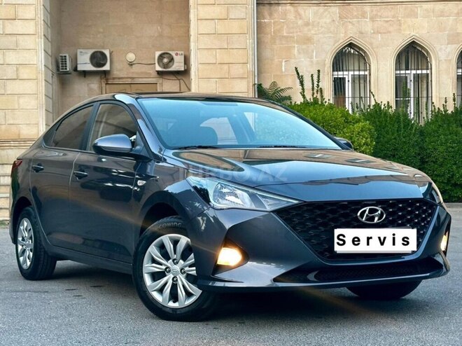 Hyundai Accent-3