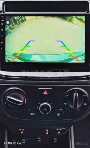 Hyundai Accent-13
