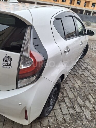 Toyota Aqua 2020, 180,000 km - 1.5 l - Bakı