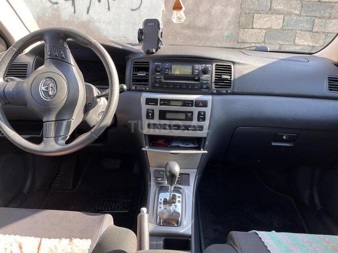 Toyota Corolla 2006, 217,000 km - 1.4 l - Bakı
