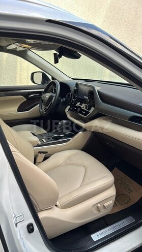 Toyota Highlander 2022, 45,000 km - 2.5 l - Bakı